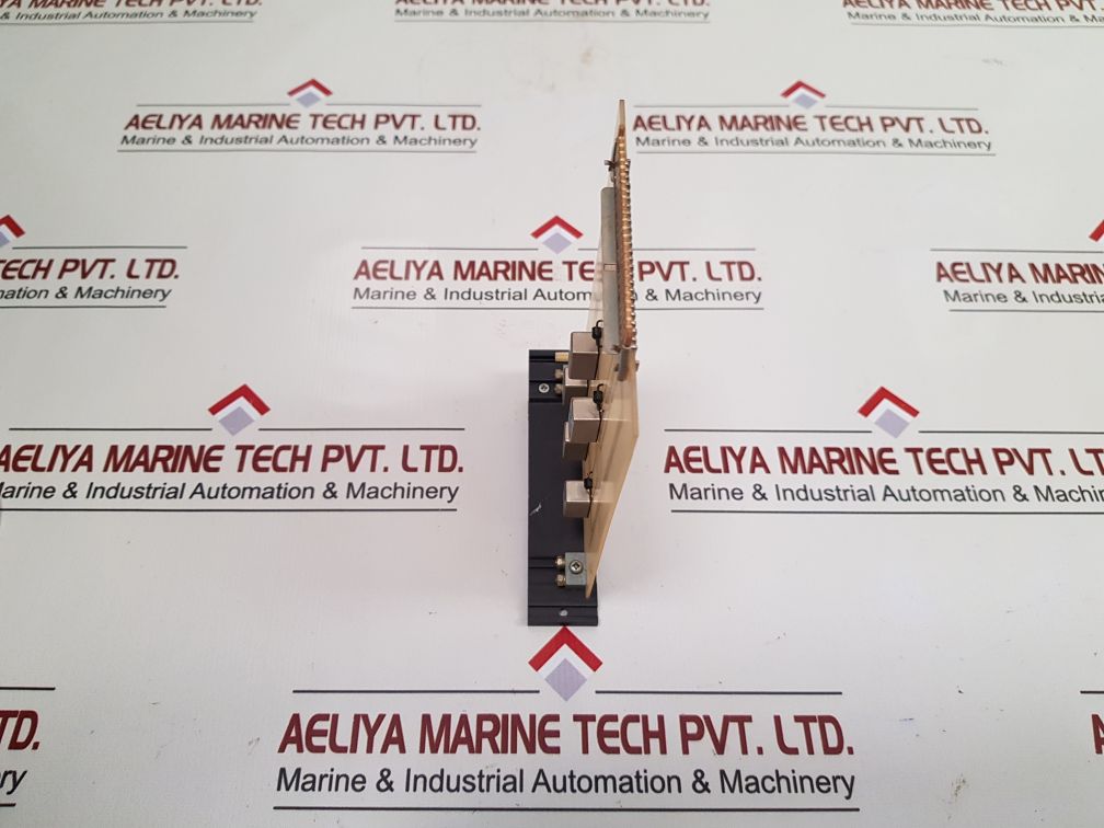 Card E Inter Locks & Handroll