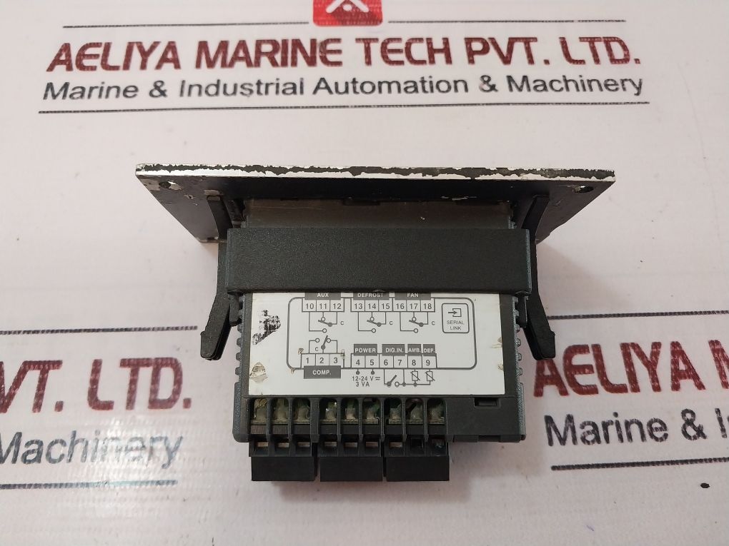 Carel Ir32C0Lbr0 Digital Display Controller Rev 1.040