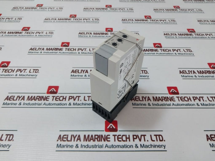 Carlo Gavazzi Pmb01Dm24 Multifunction Timer 24-240 Vac/Dc 50-60Hz With Base