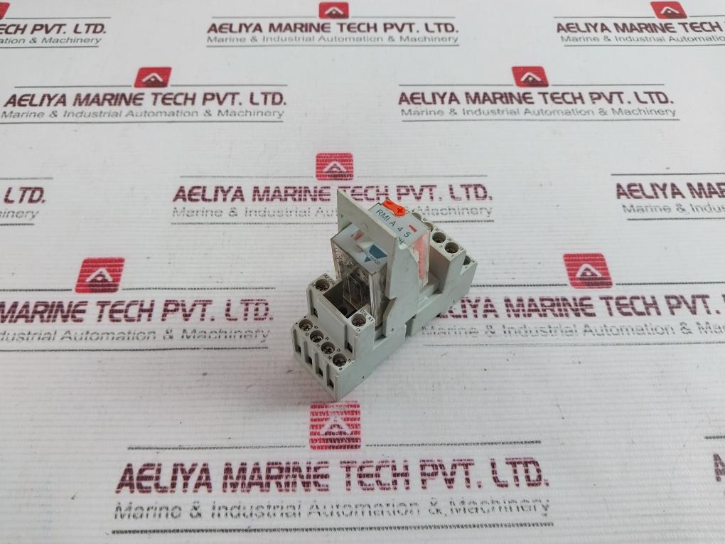 Carlo Gavazzi Rmi A 4 5 Relay With Socket Base 230V 50/60Hz
