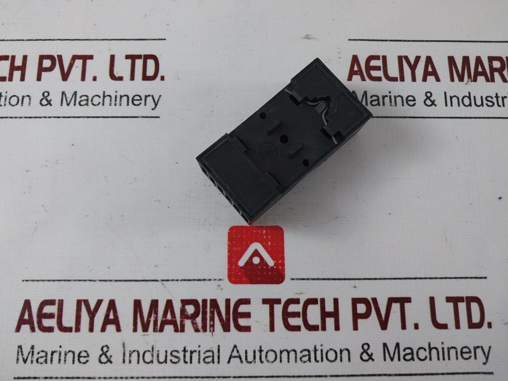Carlo Gavazzi Zpd 12 Relay Base 10A 400Vac