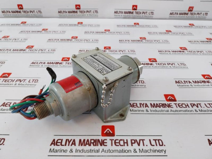 Ccs 646Gze7-7011 Pressure Switch 4500 Psig Increasing Pressure Range 900-2300 Psig