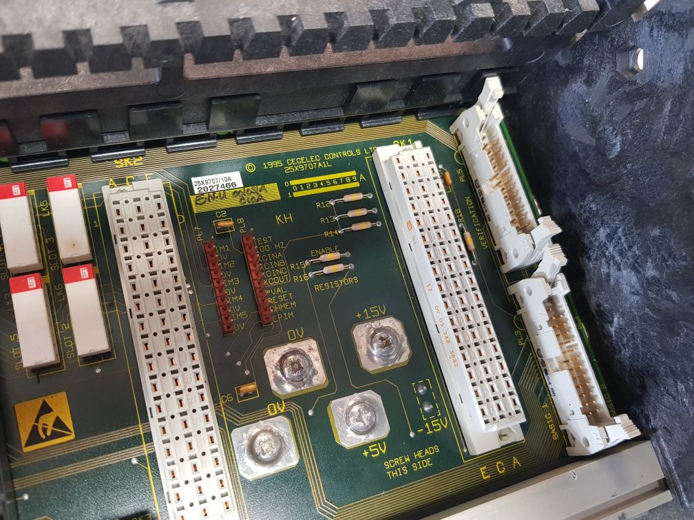 Cegelec gem80-400 plc system rack