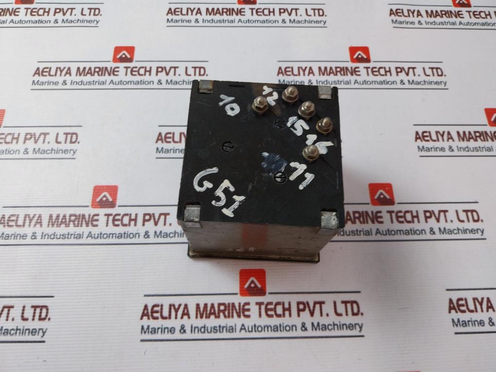 Celsa 440V Analog Voltmeter