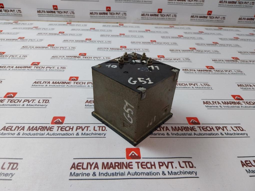 Celsa 440V Analog Voltmeter