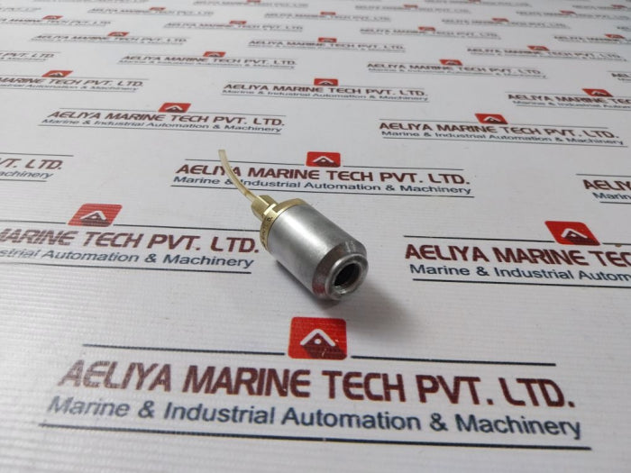 Clippard Cinti.O. W7 Toggle Valve