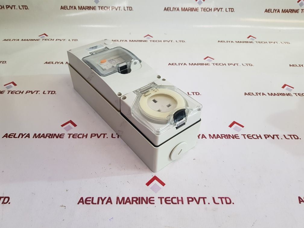 Schneider Electric Clipsal 56CB4 Trip Indicator With Switched Socket 56SO313