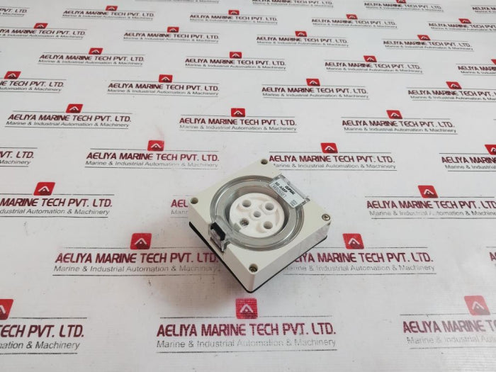 Clipsal 56so550le Three Phase Socket Outlet 56 Series 50a 500vac 50hz (Grey)