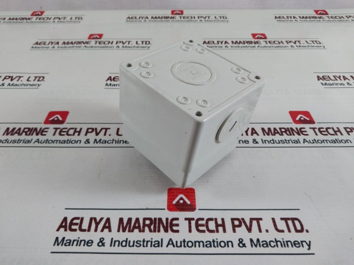 Clipsal 56SW220 2-Pole Mounting Enclosure IP66 20A 415V Single Gang