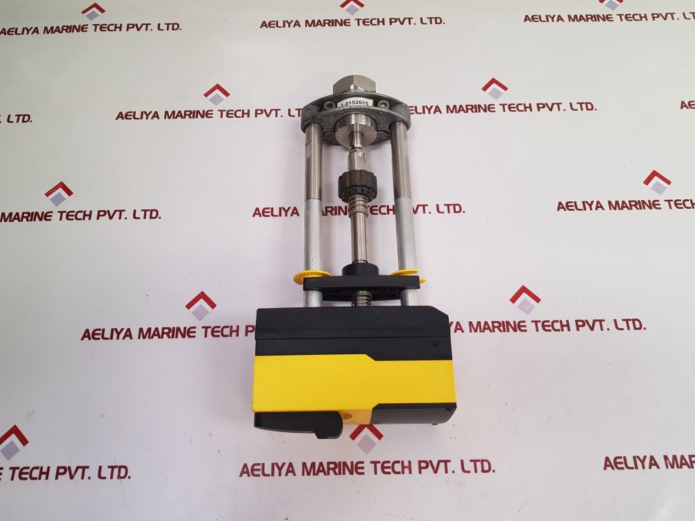 Clorius Controls Avm322K001 Linear Actuator 230Vac 1000N Ip54