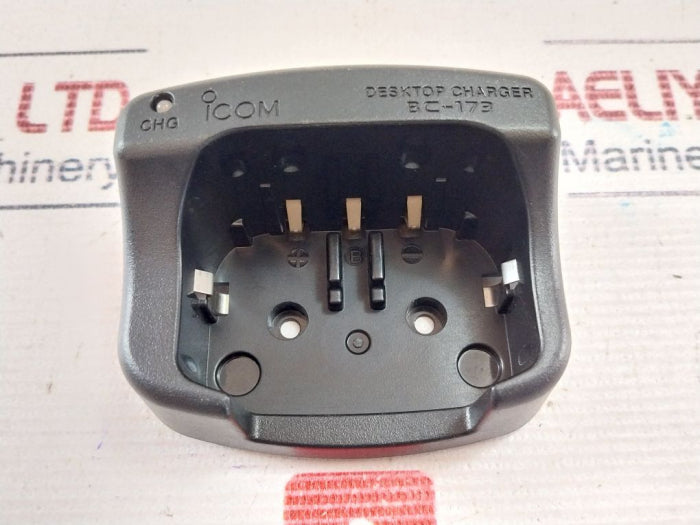 Icom Bc-173 Desktop Trickle Charger 13.8v Dc