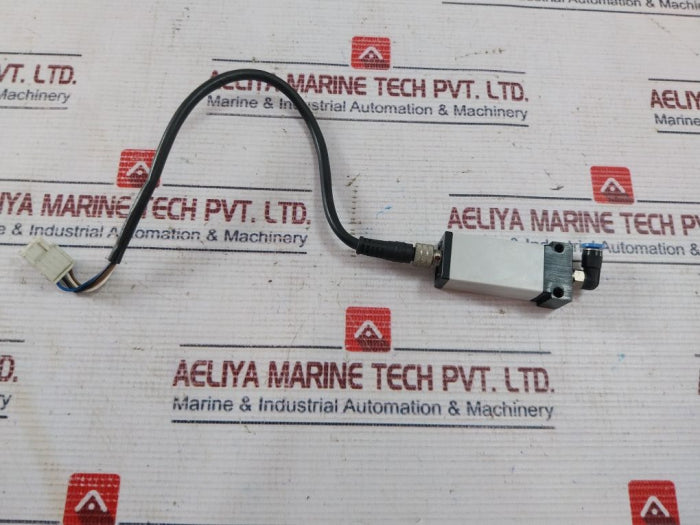 Convum Mps-v1E-pc Pressure Sensor With Woodhead Vnfs4-050-pb Connecting Cable