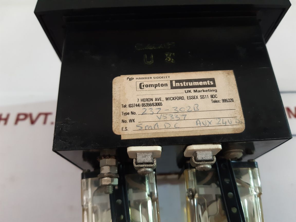 Crompton 237-302B Panel Meter 0-110 % Load