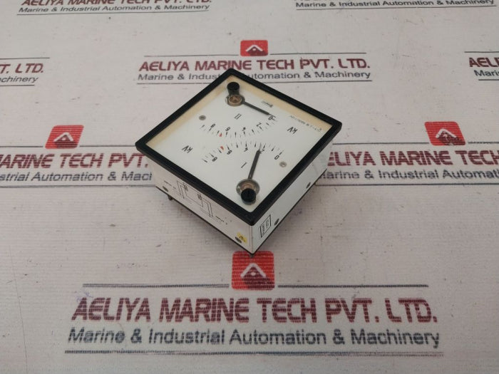 Crompton 244-80Lg-pzuy-c7-4T-br-sq Analog Voltmeter