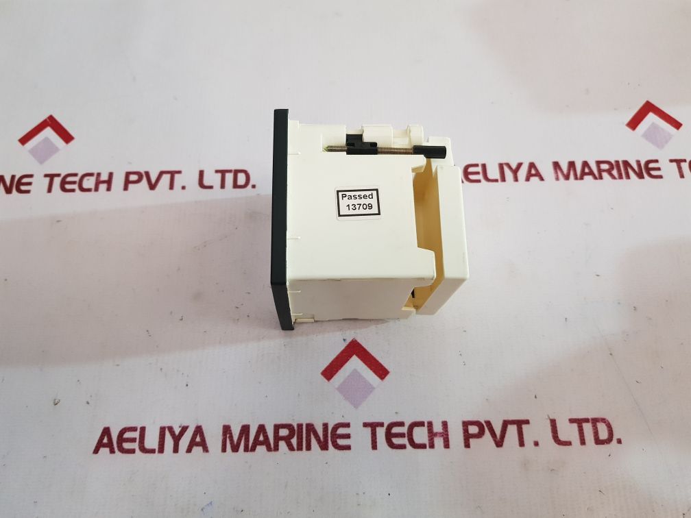 Crompton e243-026a-g-ls-nw-c6-sq-cr ammeter 243026g