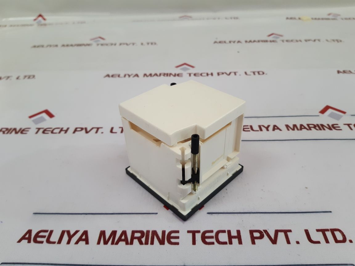 Crompton E243-026A-g-ls-rx-c7-sq Ammeter