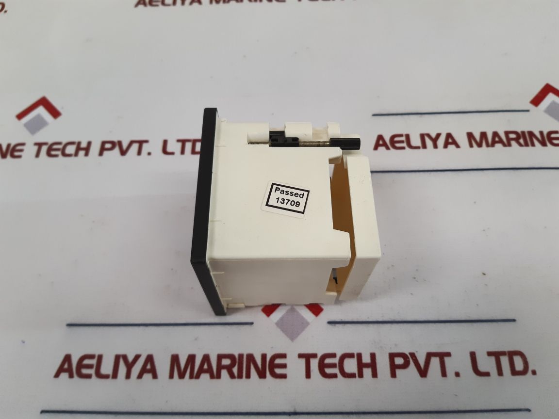 Crompton E243-026A-g-ls-rx-c7-sq Ammeter