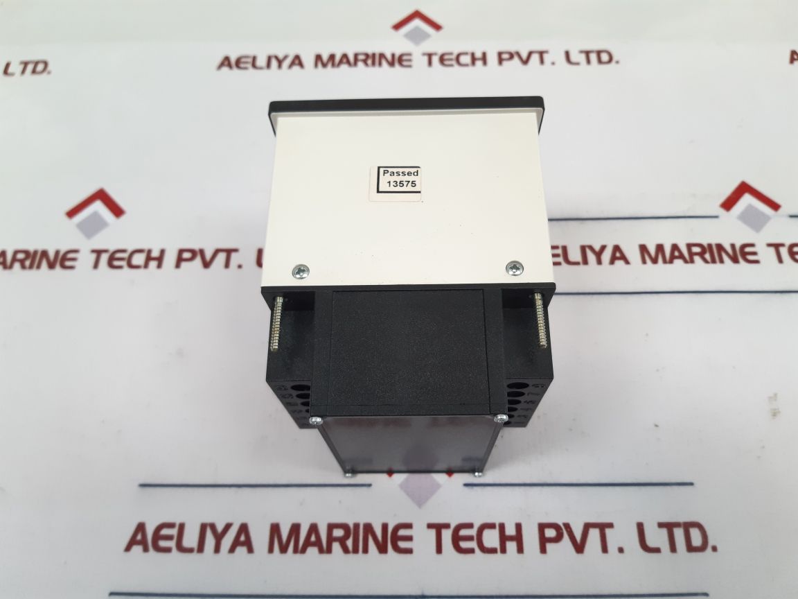 Crompton Instruments 244-216G-q9Xz-c6 Panel Meter