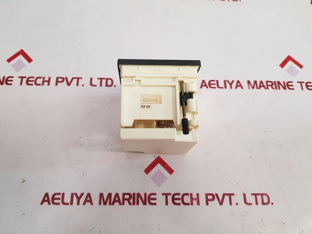 Crompton Instruments E243-01A-g-gz-**-wh-sr Ammeter