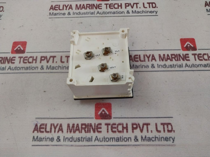 Crompton Instruments E244-02Q-g-pz-uy-c7-sw3-mg Analogue Panel Meter