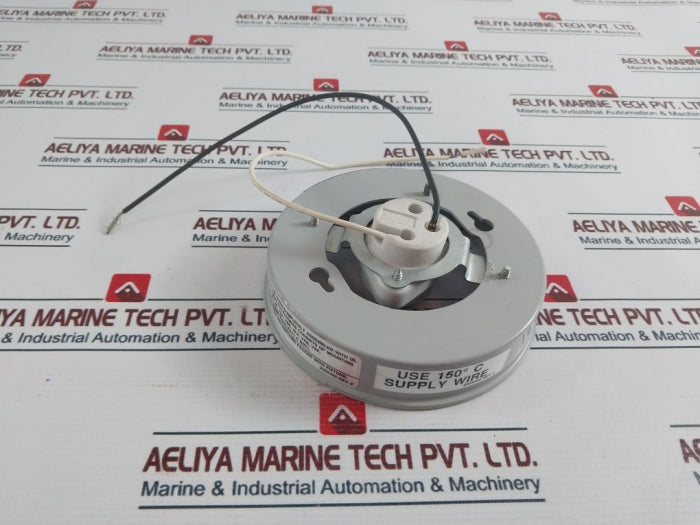 Crouse-hinds Vxh15 Lighting Fixture Enclosed 120V 60Hz