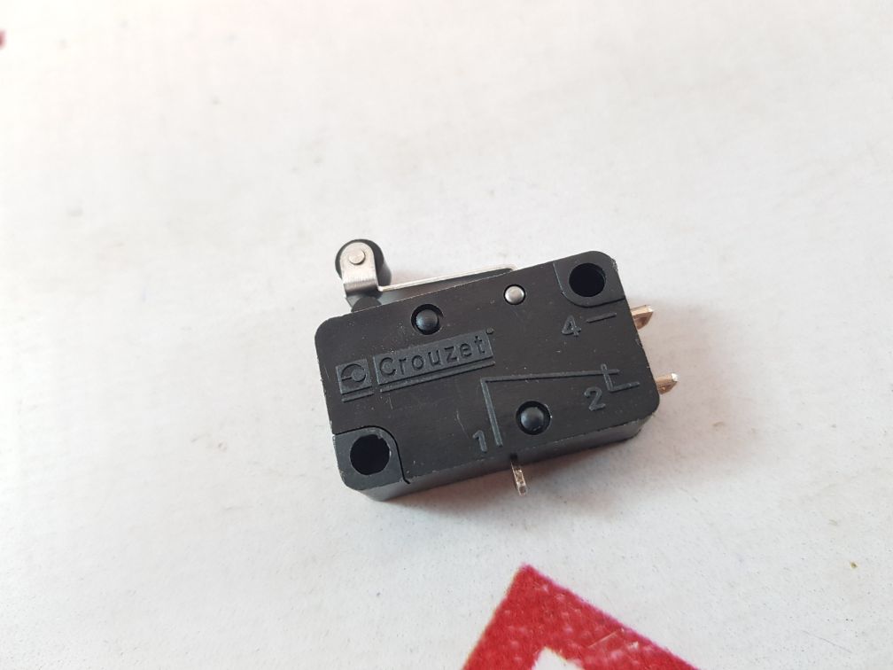 Crouzet 83 160 0 Micro-switch 16(4)A 250V 831600Iw2153E/R15.8