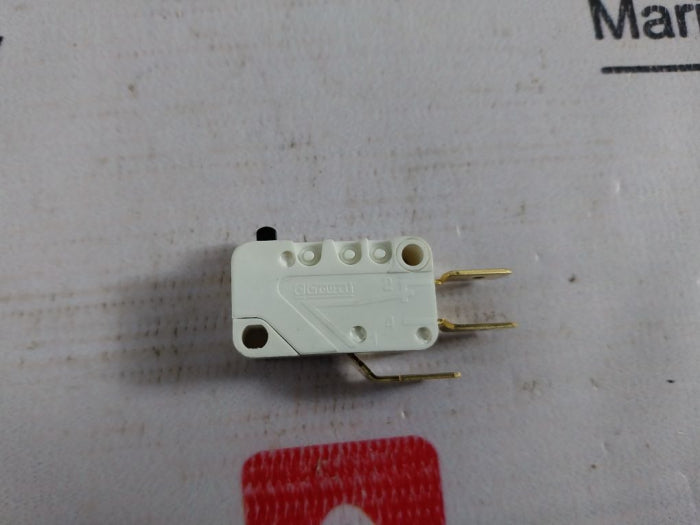 Crouzet U83161.3 Micro Limit Switch 250V/3A 1W