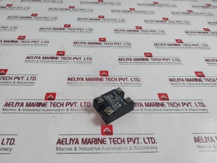 Crydom A1225 Solid-state Relay En60950 90-280v Ac 120v Ac