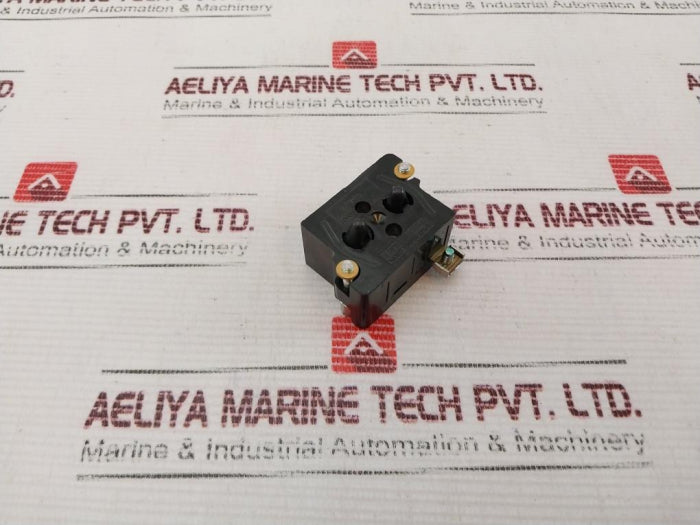 Cutler-hammer 91000T Contact Block New