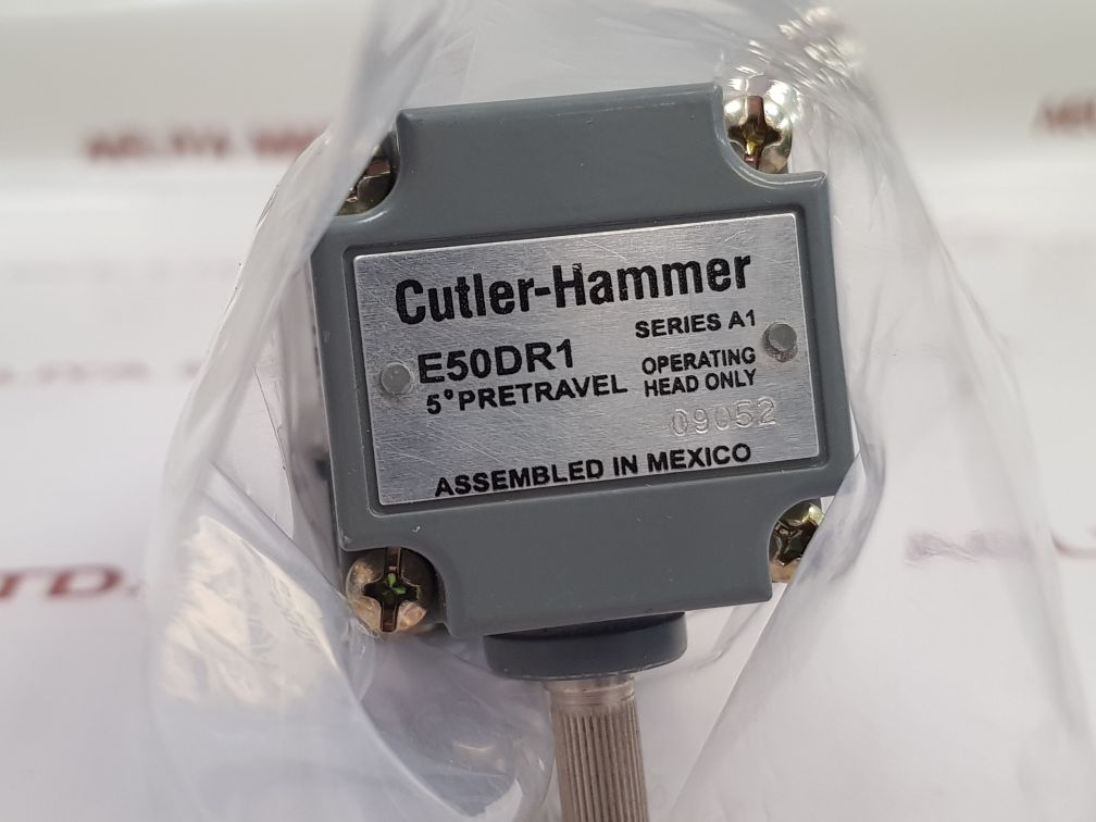 Cutler-hammer E50Sa Series A2 Limit Switch - Aeliya Marine Tech