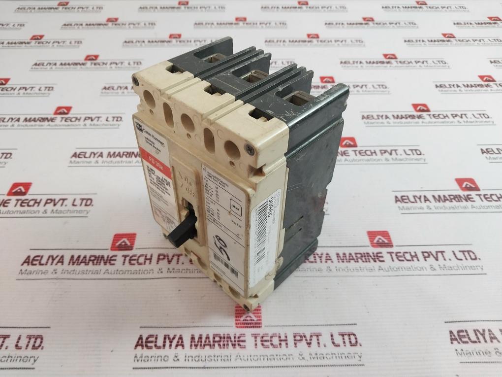 Cutler-hammer Fd3050Vl 3 Poles Industrial Circuit Breaker 50/60 Hz