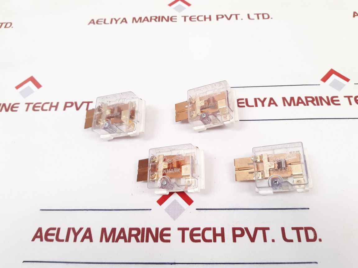 Danfoss 017-4030 Pressure Switch Dc11 12W 220V New