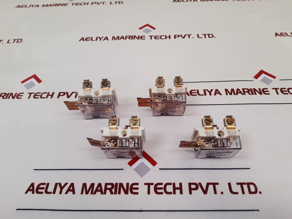 Danfoss 017-4030 Pressure Switch Dc11 12W 220V 10A