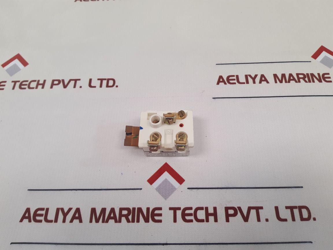 Danfoss 017-4030 Pressure Switch Dc11 12W 220V 10A