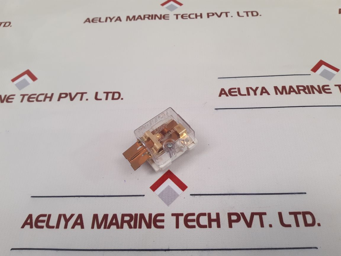 Danfoss 017-4030 Pressure Switch Dc11 12W 220V 10A