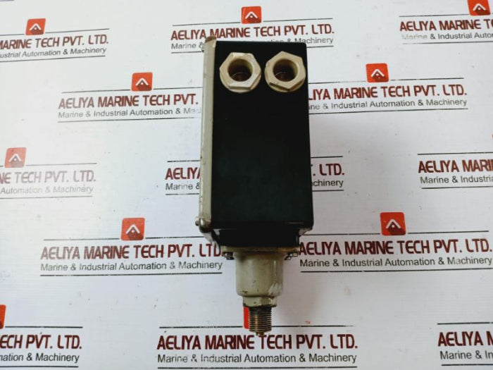 Danfoss 017a1692 Pressure Switch Rt 200 3,5-17 Psi/0,25-1,2 Bar Ip66