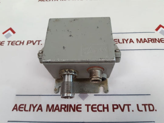 Danfoss Emp2 Pressure Transmitter 084G2106 0...4 Bar Used
