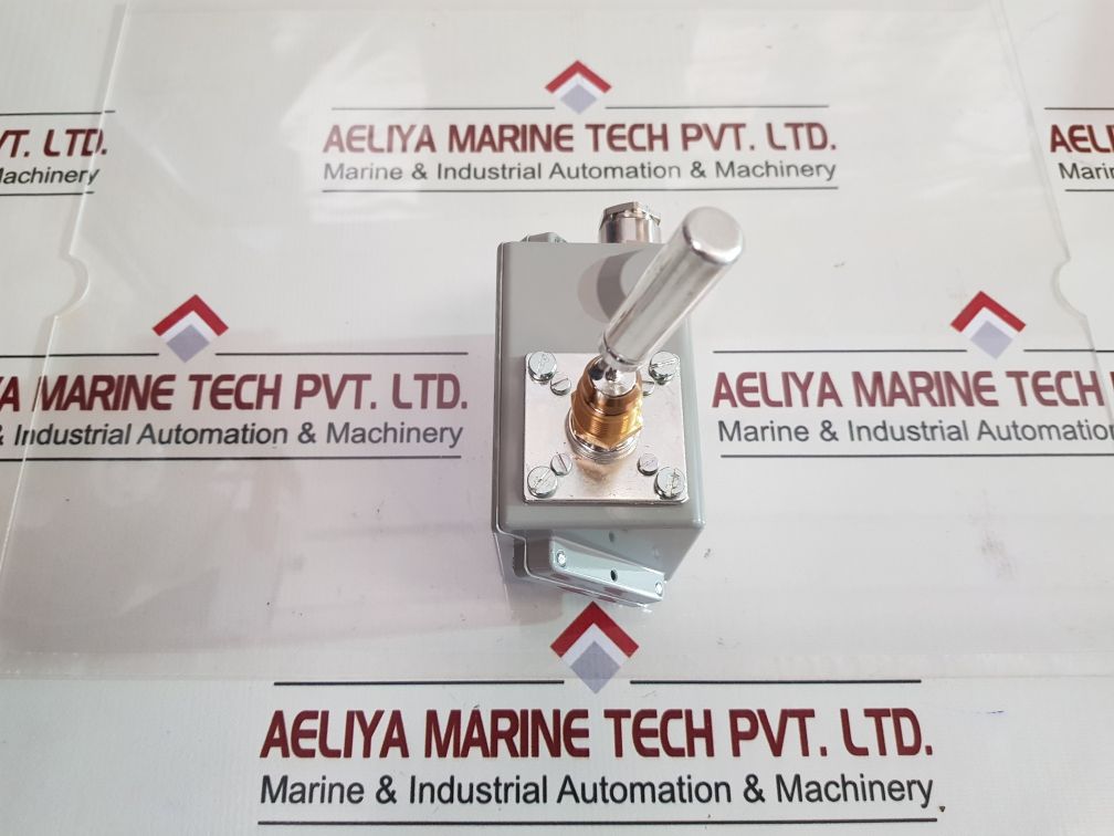 Danfoss Kps 79 Temperature Switch 060L3121 Ip 67