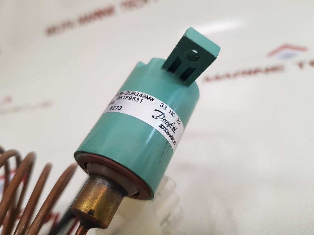 Danfoss Ps45bar Pressure Switch 061f9531, 6a 250v - Aeliya Marine Tech