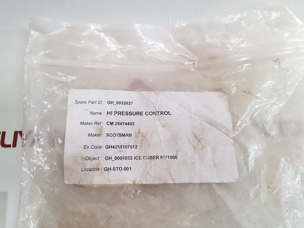 Danfoss Ps45bar Pressure Switch 061f9531, 6a 250v - Aeliya Marine Tech