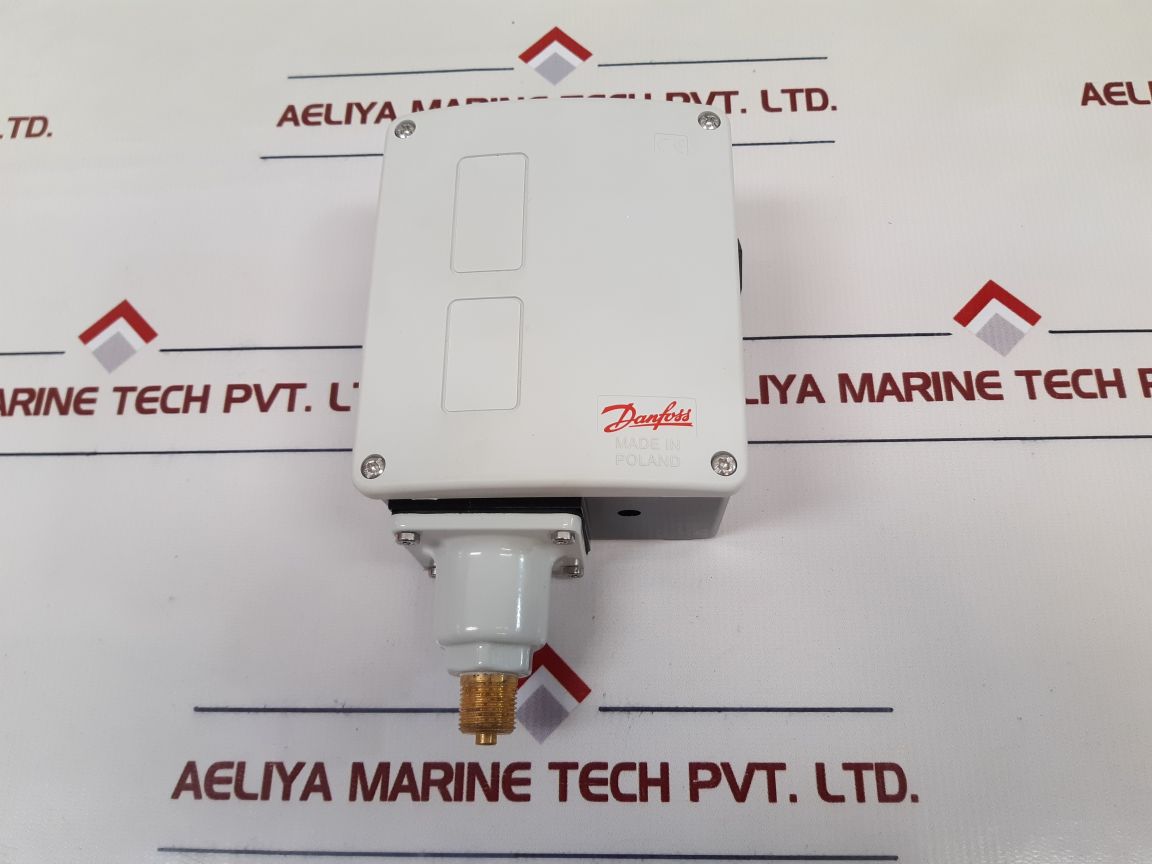 Danfoss Rt200 Pressure Switch 017-524066 - Aeliya Marine Tech
