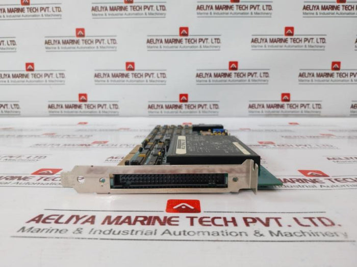 Data Translation 05206 Printed Circuit Board Card 05211 Dt2821 Rev F 94v-0 07092