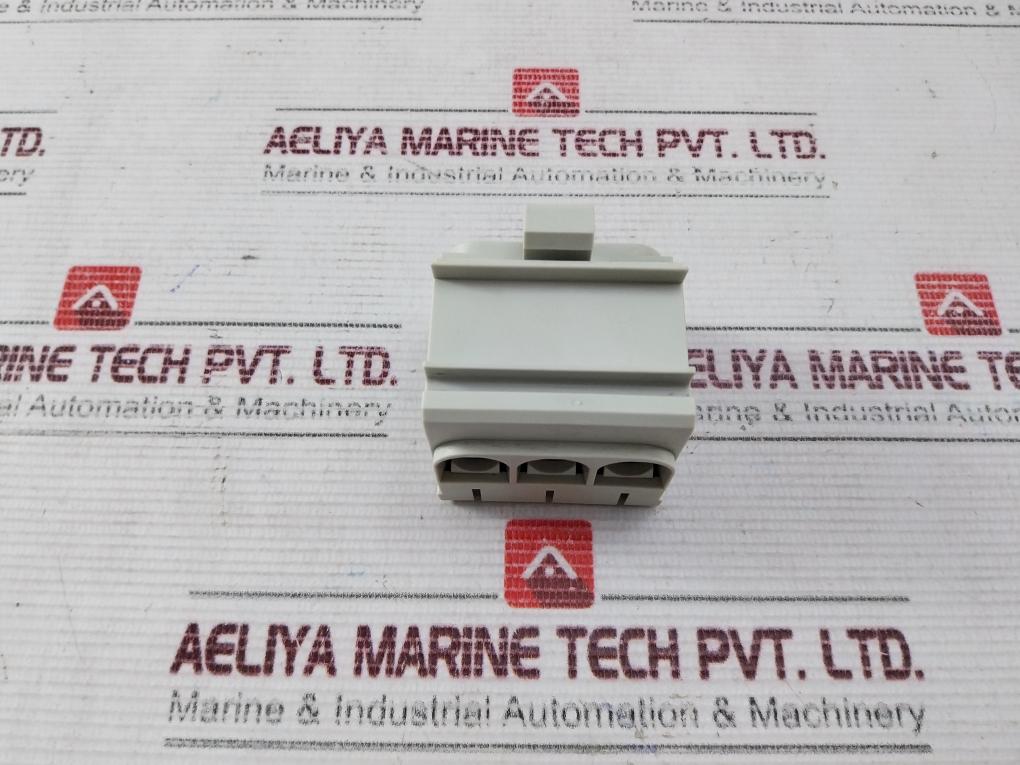 Deca Om57001 Terminal Block 120A 800V