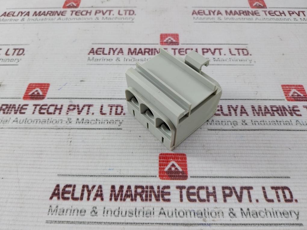 Deca Om57001 Terminal Block 120A 800V