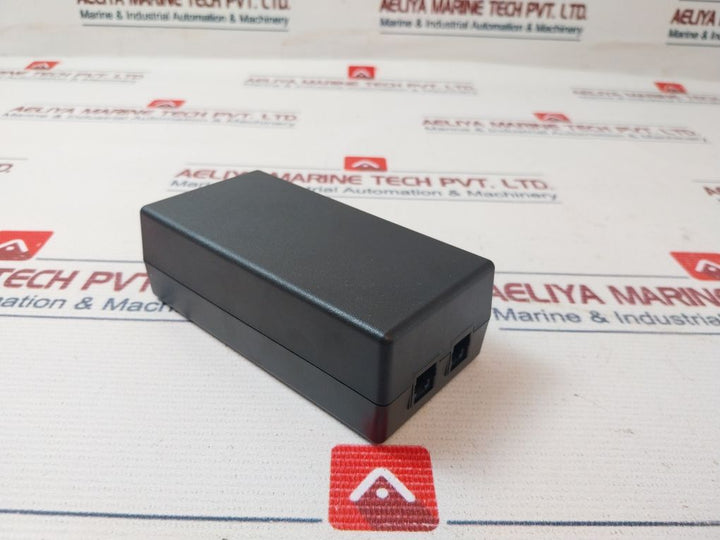 Delta Electronics S30122-h7726-x Ac/dc Adapter Tadp-19ab D