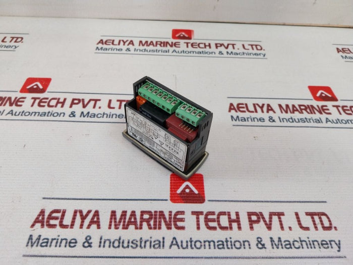 Dixell XR03CX-5N0C1 Digital Thermostat Controller Auxiliary Refrigerating