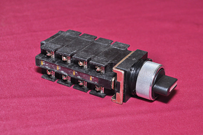 Fuji electric ak22 selector switch