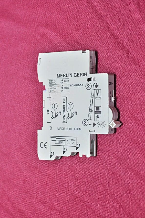 Merlin Gerin Multi9 26924 Auxiliary Contact On/Off Switch 8826924B Iec 60947-5-1