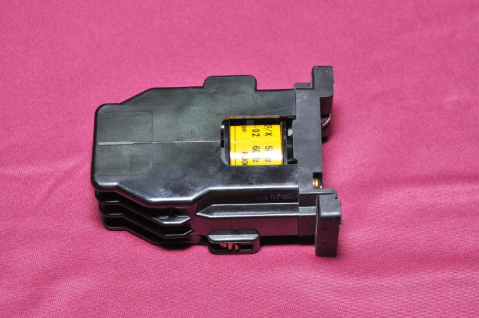 FUJI SRC50-2F/X 3A3B 200-220 VAC RELAY