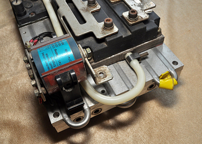 Fz1200r33kfi eupec module